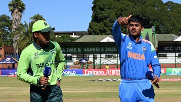 আবারও হাত মেলালেন না ভারত-পাকিস্তানের অধিনায়ক 